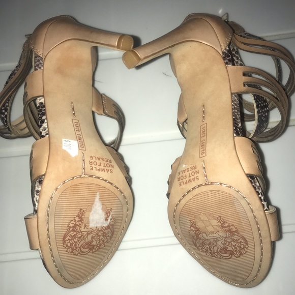 Vince Camuto Snake print Open Toe Stilettos - Picture 6 of 6